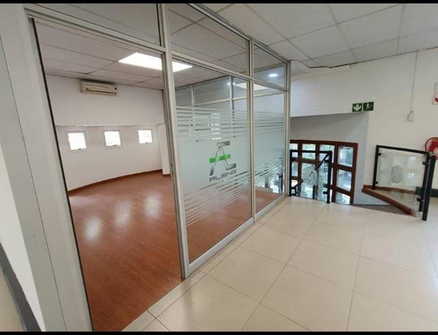 BUSINESS PROPERTY TO RENT IN HALFWAY HOUSE